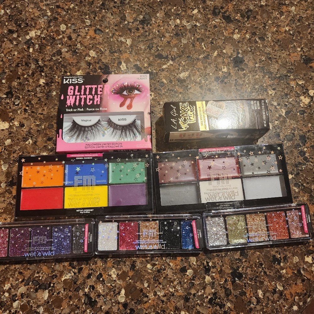 Lot of FM Makeup